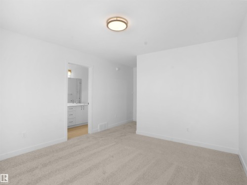 9732 Carson Place, Edmonton, AB - Indoor Photo Showing Other Room