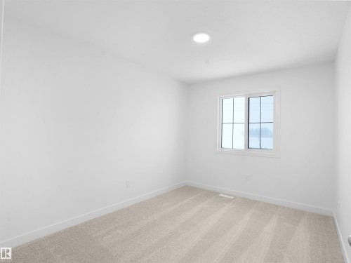 9732 Carson Place, Edmonton, AB - Indoor Photo Showing Other Room