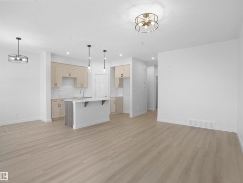 9734 Carson Place, Edmonton, AB - Indoor Photo Showing Kitchen