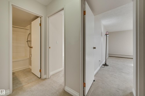 502 11710 100 Avenue, Edmonton, AB - Indoor Photo Showing Other Room