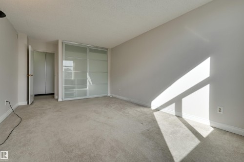 502 11710 100 Avenue, Edmonton, AB - Indoor Photo Showing Other Room