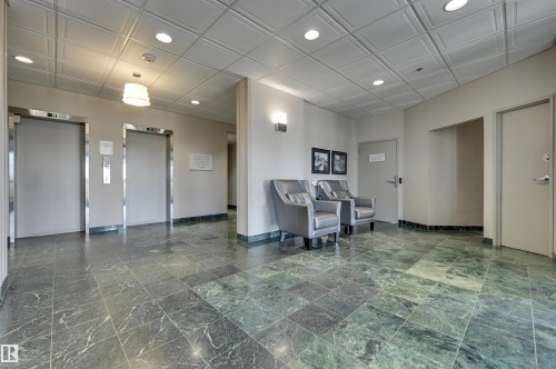 502 11710 100 Avenue, Edmonton, AB - Indoor Photo Showing Other Room