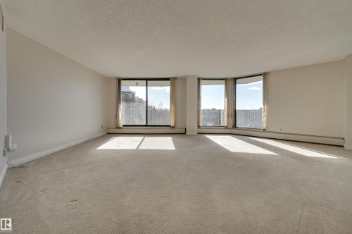 502 11710 100 Avenue, Edmonton, AB - Indoor Photo Showing Other Room