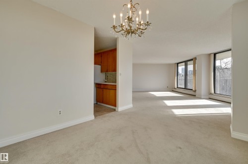 502 11710 100 Avenue, Edmonton, AB - Indoor Photo Showing Other Room