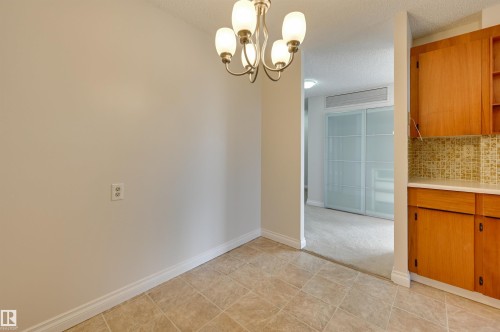 502 11710 100 Avenue, Edmonton, AB - Indoor Photo Showing Other Room