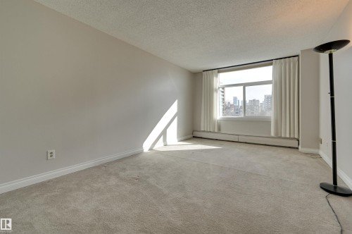 502 11710 100 Avenue, Edmonton, AB - Indoor Photo Showing Other Room