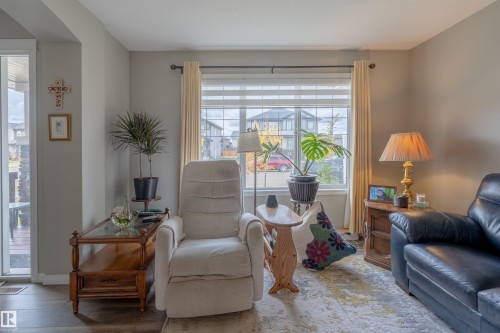 4437 38 Street, Beaumont, AB - Indoor Photo Showing Living Room