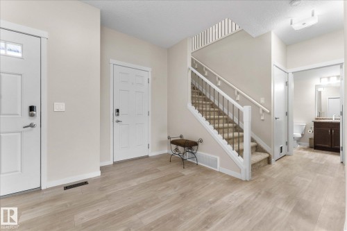 17164 47 Street, Edmonton, AB - Indoor Photo Showing Other Room