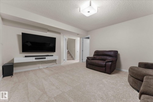 17164 47 Street, Edmonton, AB - Indoor Photo Showing Living Room