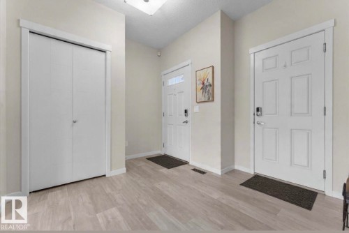 17164 47 Street, Edmonton, AB - Indoor Photo Showing Other Room