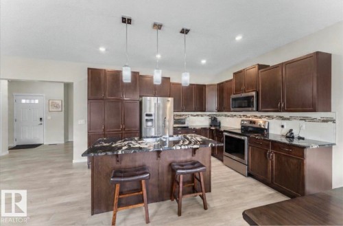17164 47 Street, Edmonton, AB - Indoor Photo Showing Kitchen With Upgraded Kitchen