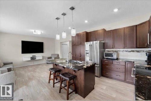 17164 47 Street, Edmonton, AB - Indoor Photo Showing Kitchen With Upgraded Kitchen
