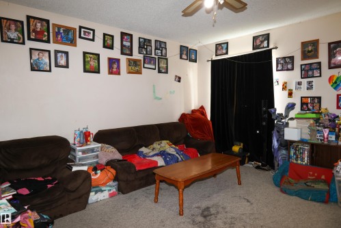 9704 104 Street, Morinville, AB - Indoor