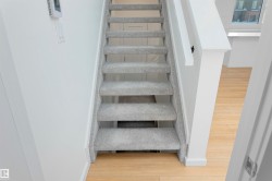 Stairs with wood finished floors - 