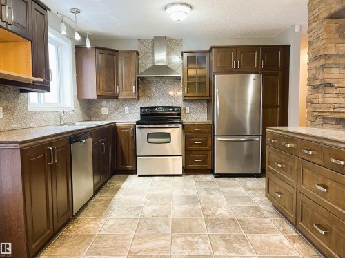 5111 49 Ave, Ardmore, AB - Indoor Photo Showing Kitchen