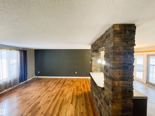 5111 49 Ave, Ardmore, AB - Indoor Photo Showing Other Room