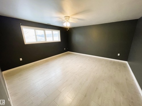 5111 49 Ave, Ardmore, AB - Indoor Photo Showing Other Room