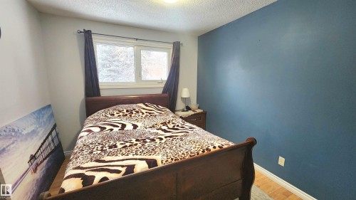 115 Ekota Crescent, Edmonton, AB - Indoor Photo Showing Bedroom