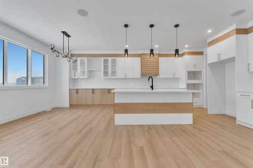 744 Astoria Way, Devon, AB - Indoor Photo Showing Other Room