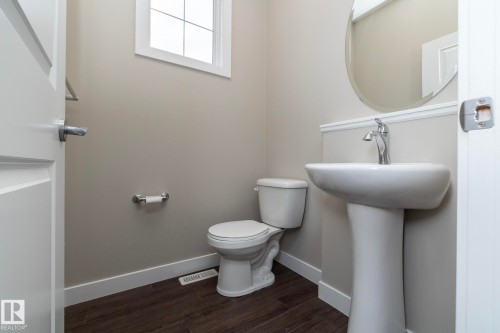 22 13139 205 Street, Edmonton, AB - Indoor Photo Showing Bathroom