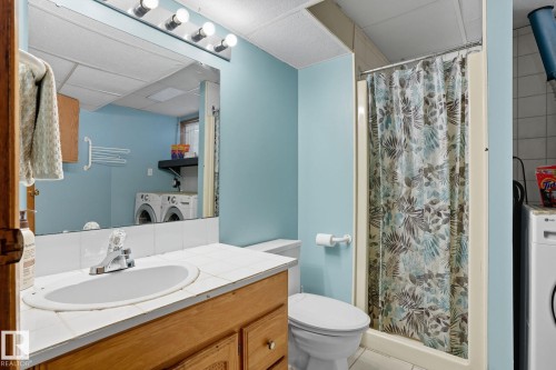 5508 54 Street, Beaumont, AB - Indoor Photo Showing Bathroom
