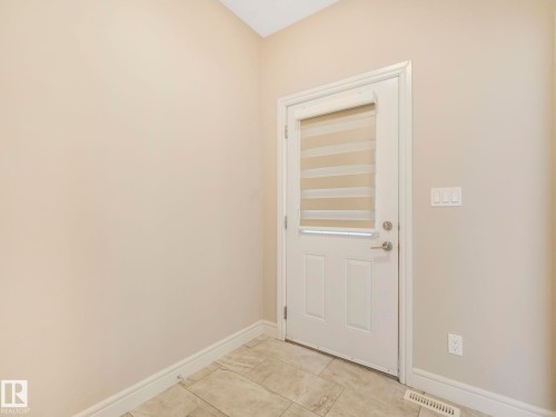 2 10319 120 Street, Edmonton, AB - Indoor Photo Showing Other Room