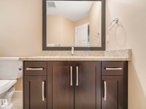 2 10319 120 Street, Edmonton, AB - Indoor Photo Showing Bathroom