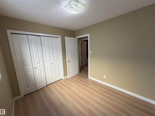 14827 47 Street, Edmonton, AB - Indoor Photo Showing Other Room