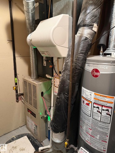 14827 47 Street, Edmonton, AB - Indoor Photo Showing Basement