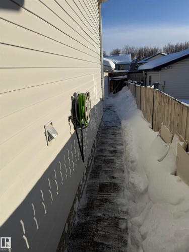 14827 47 Street, Edmonton, AB - Outdoor