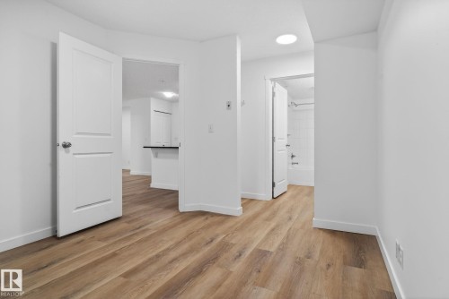 117 5804 Mullen Place, Edmonton, AB - Indoor Photo Showing Other Room