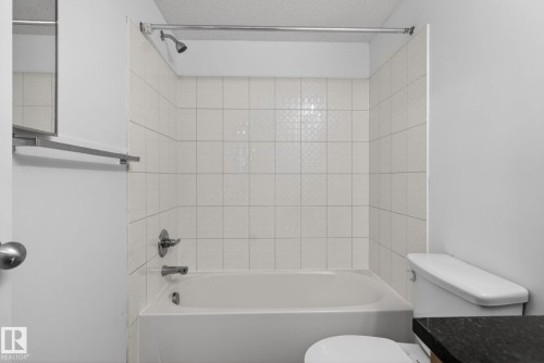 117 5804 Mullen Place, Edmonton, AB - Indoor Photo Showing Bathroom