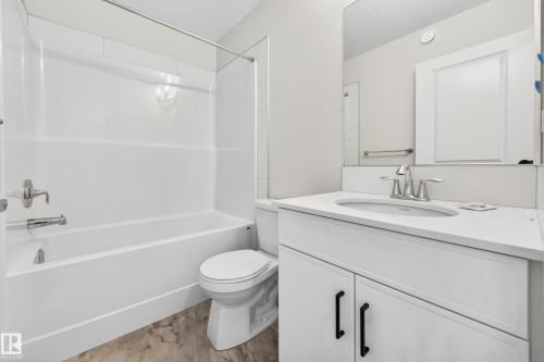 5008 72 Street, Beaumont, AB - Indoor Photo Showing Bathroom