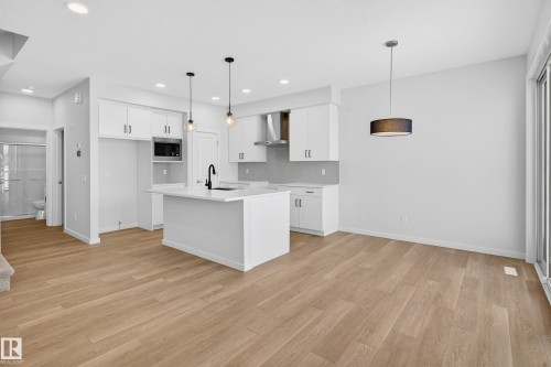 5008 72 Street, Beaumont, AB - Indoor Photo Showing Kitchen With Upgraded Kitchen