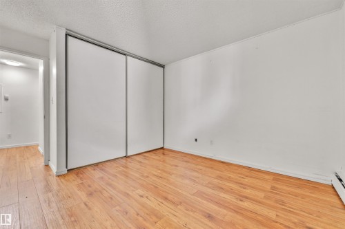 1620 48 Street, Edmonton, AB - Indoor Photo Showing Other Room