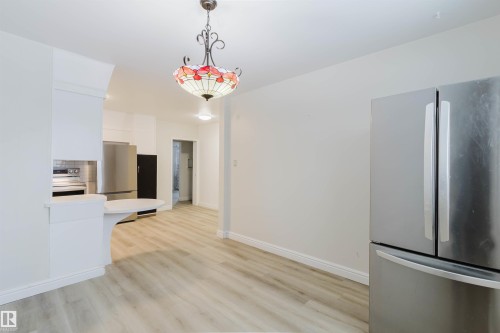 12026 104 Street, Edmonton, AB - Indoor Photo Showing Kitchen