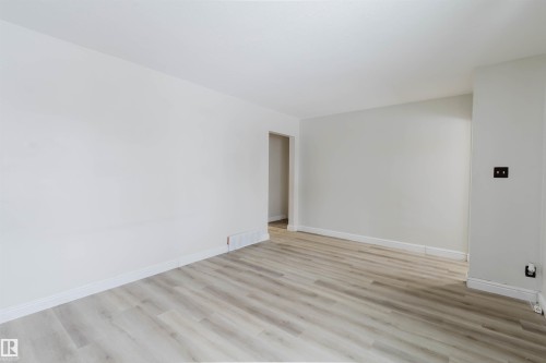 12026 104 Street, Edmonton, AB - Indoor Photo Showing Other Room