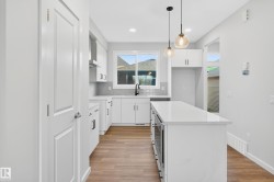 702 Southfork Drive  Leduc, AB T9E 0X1