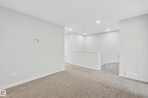702 Southfork Drive, Leduc, AB - Indoor Photo Showing Other Room