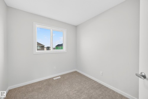 702 Southfork Drive, Leduc, AB - Indoor Photo Showing Other Room