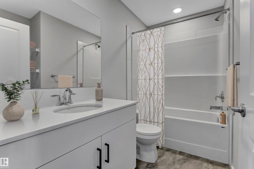 724 Southfork Drive, Leduc, AB - Indoor Photo Showing Bathroom