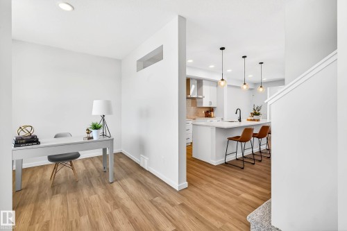 724 Southfork Drive, Leduc, AB - Indoor