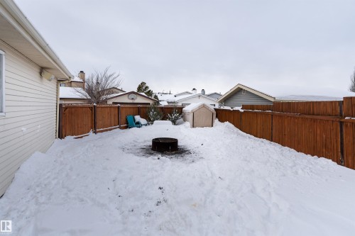 425 Kirkpatrick Crescent, Edmonton, AB - Outdoor