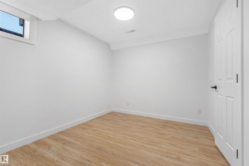 6030 Mill Woods Road S, Edmonton, AB - Indoor Photo Showing Other Room