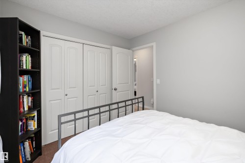 205 Macewan Road, Edmonton, AB - Indoor Photo Showing Bedroom