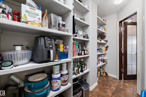 205 Macewan Road, Edmonton, AB - Indoor