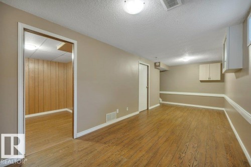 11 14215 82 Street, Edmonton, AB - Indoor Photo Showing Other Room