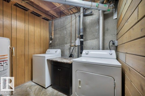 11 14215 82 Street, Edmonton, AB - Indoor Photo Showing Laundry Room