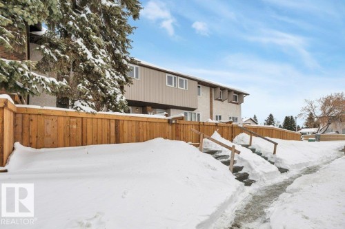 11 14215 82 Street, Edmonton, AB - Outdoor