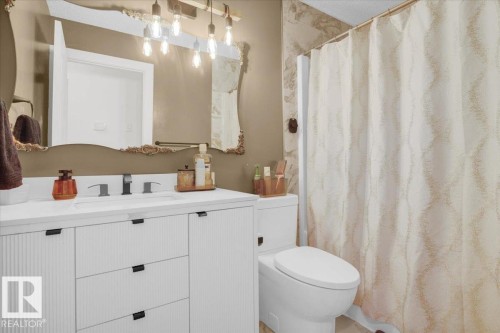 3635 44 Street, Edmonton, AB - Indoor Photo Showing Bathroom